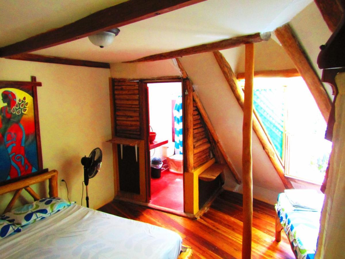 Se Ua Bed & Breakfast Manzanillo  Ngoại thất bức ảnh